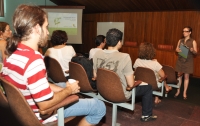 Simone Linck fala para novos servidores - Foto: Fernando Dias