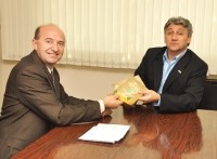 Presidente recebeu o convite oficial em reunião com o vice-prefeito - Foto: Fernando Dias
